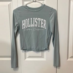 Hollister baby-T ONLY WORN TWICE size medium